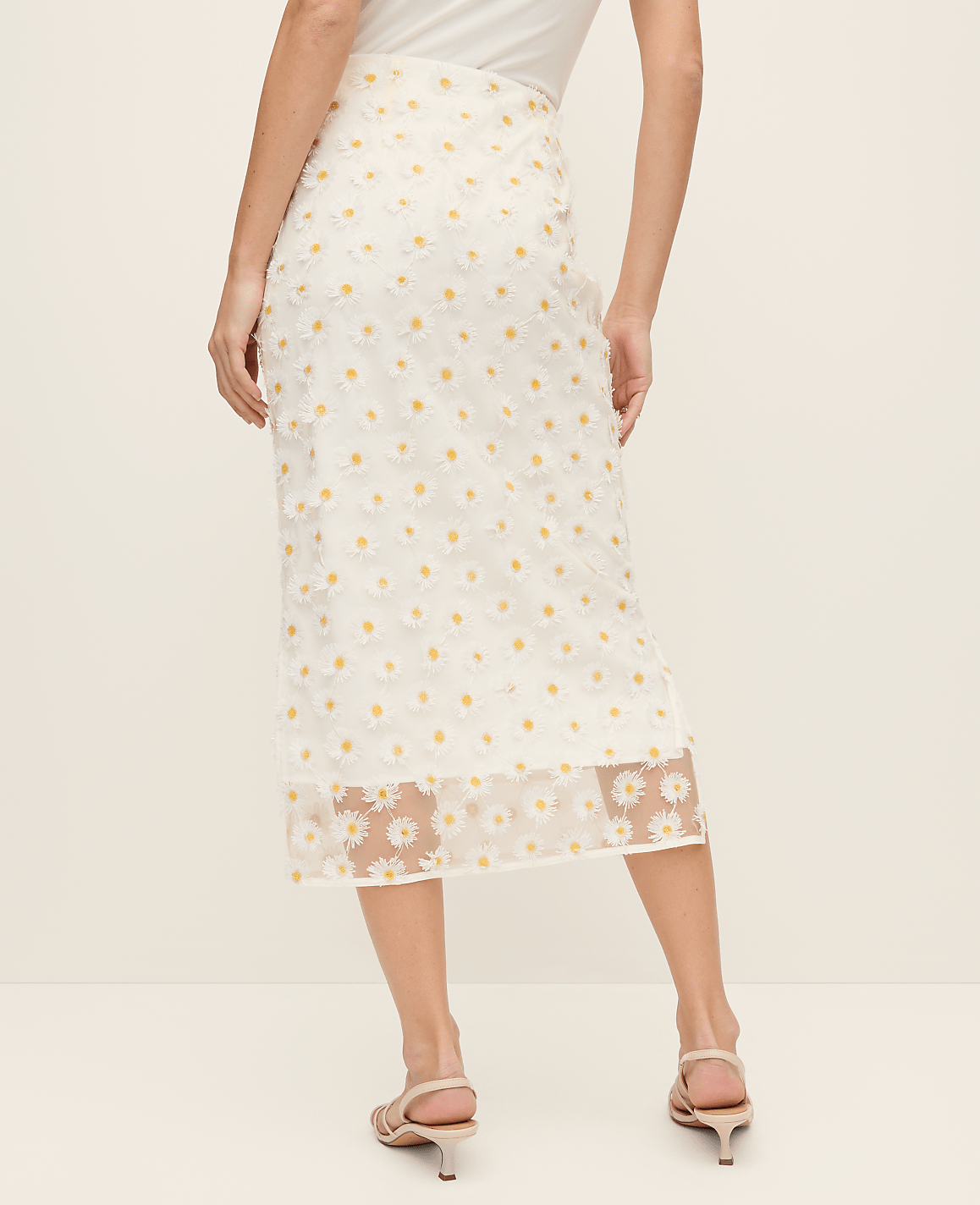 Petite Daisy Appliqu&eacute; Column Midi Skirt