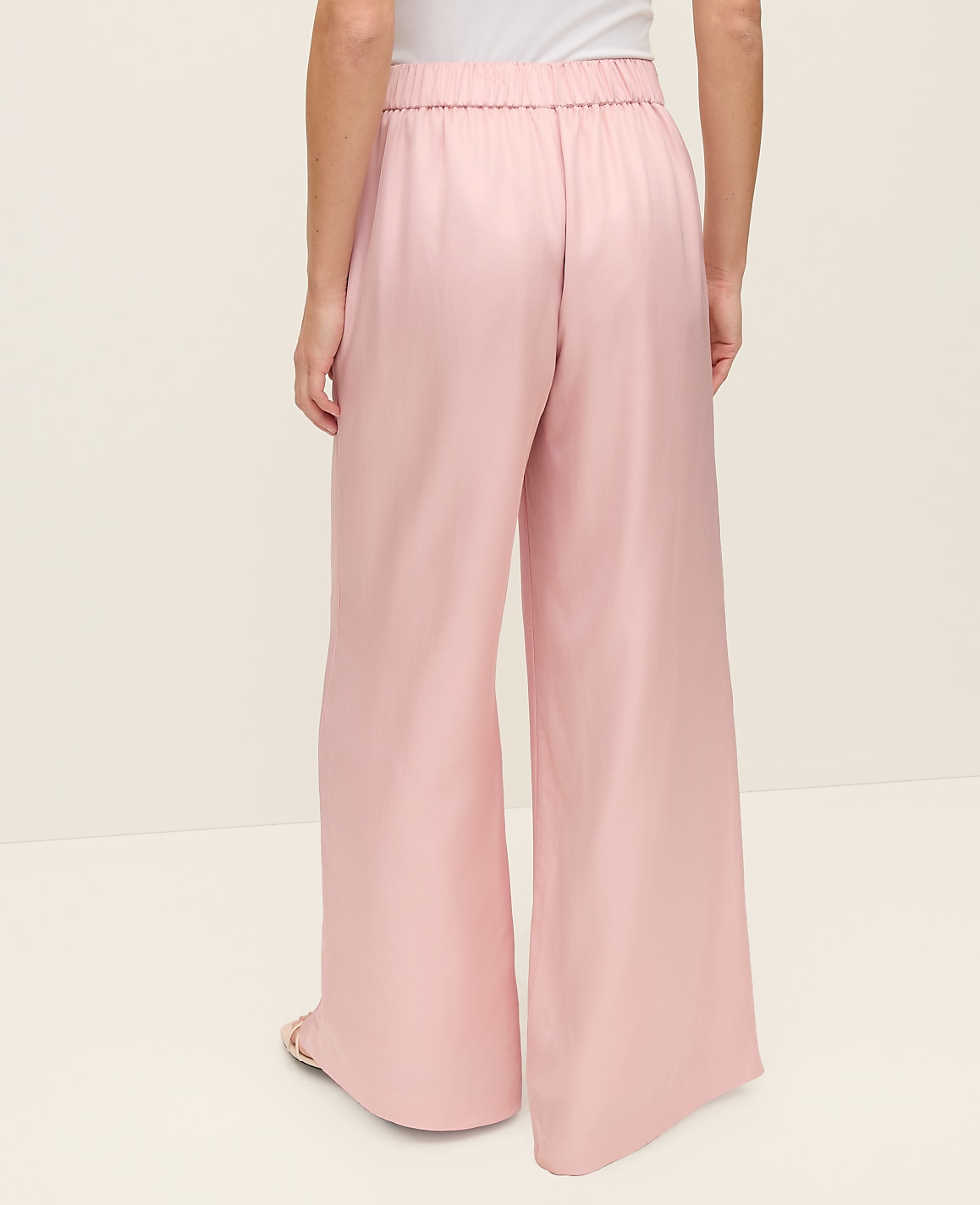 The Easy Wide-Leg Pant
