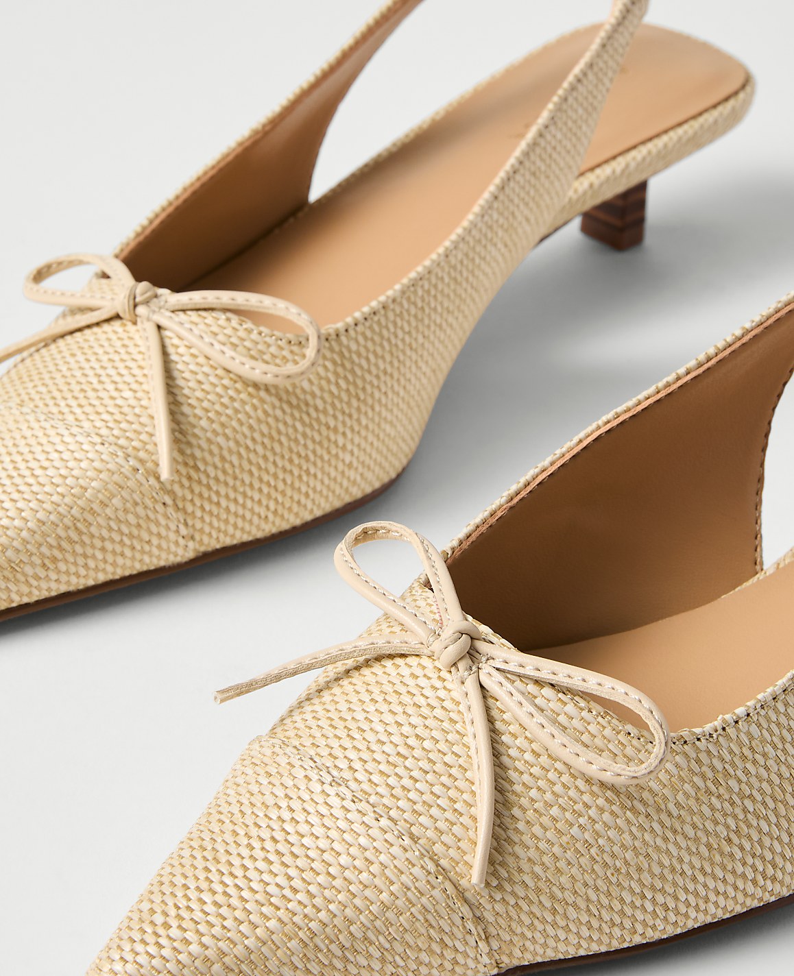 Straw Bow Kitten Heel Pump
