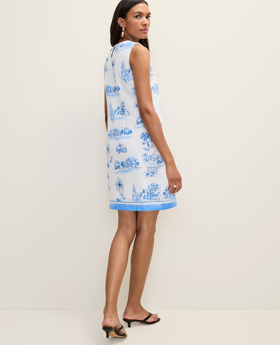 Weekend Toile Shift Dress in Linen Blend