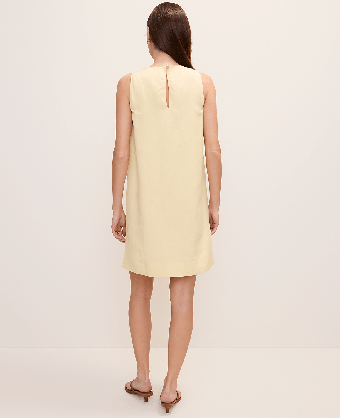 Petite Shift Dress in Linen Blend