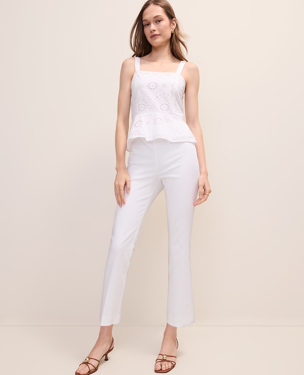 The Petite Slim Kick Capri