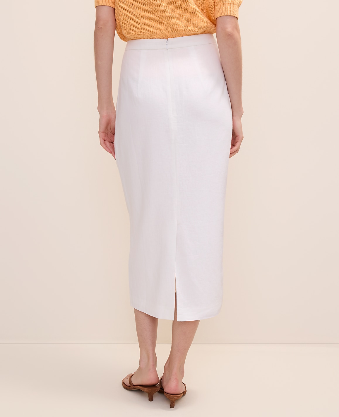 The Clean Midi Skirt in Linen Blend