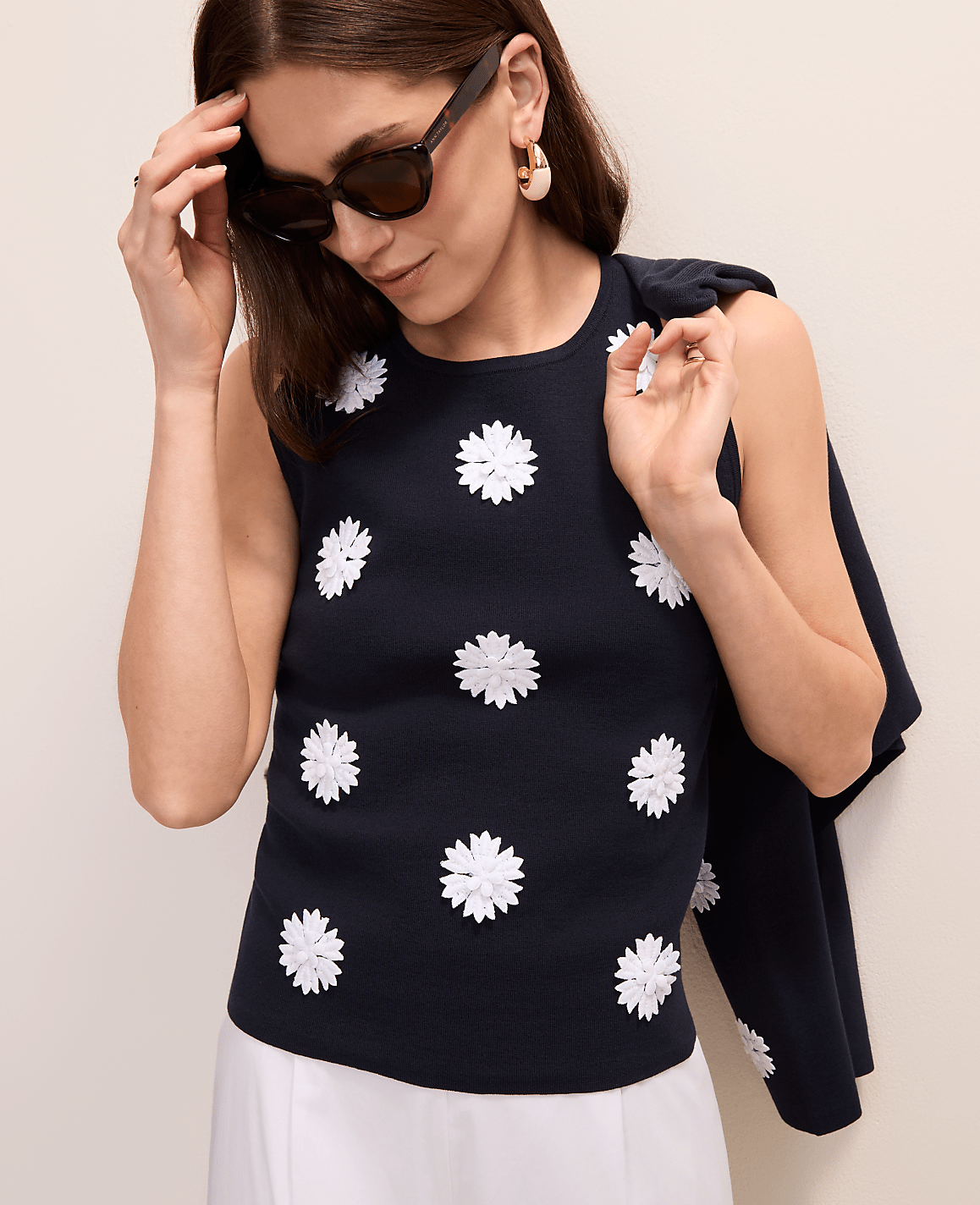 Petite Floral Appliqu&eacute; Sweater Shell