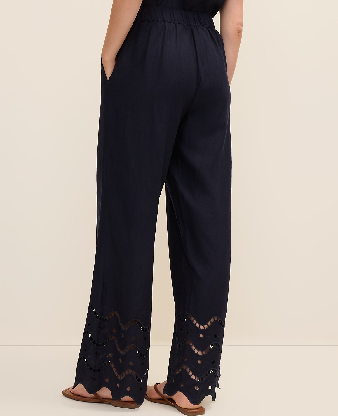 The Petite Easy Wide-Leg Pant in Linen Blend