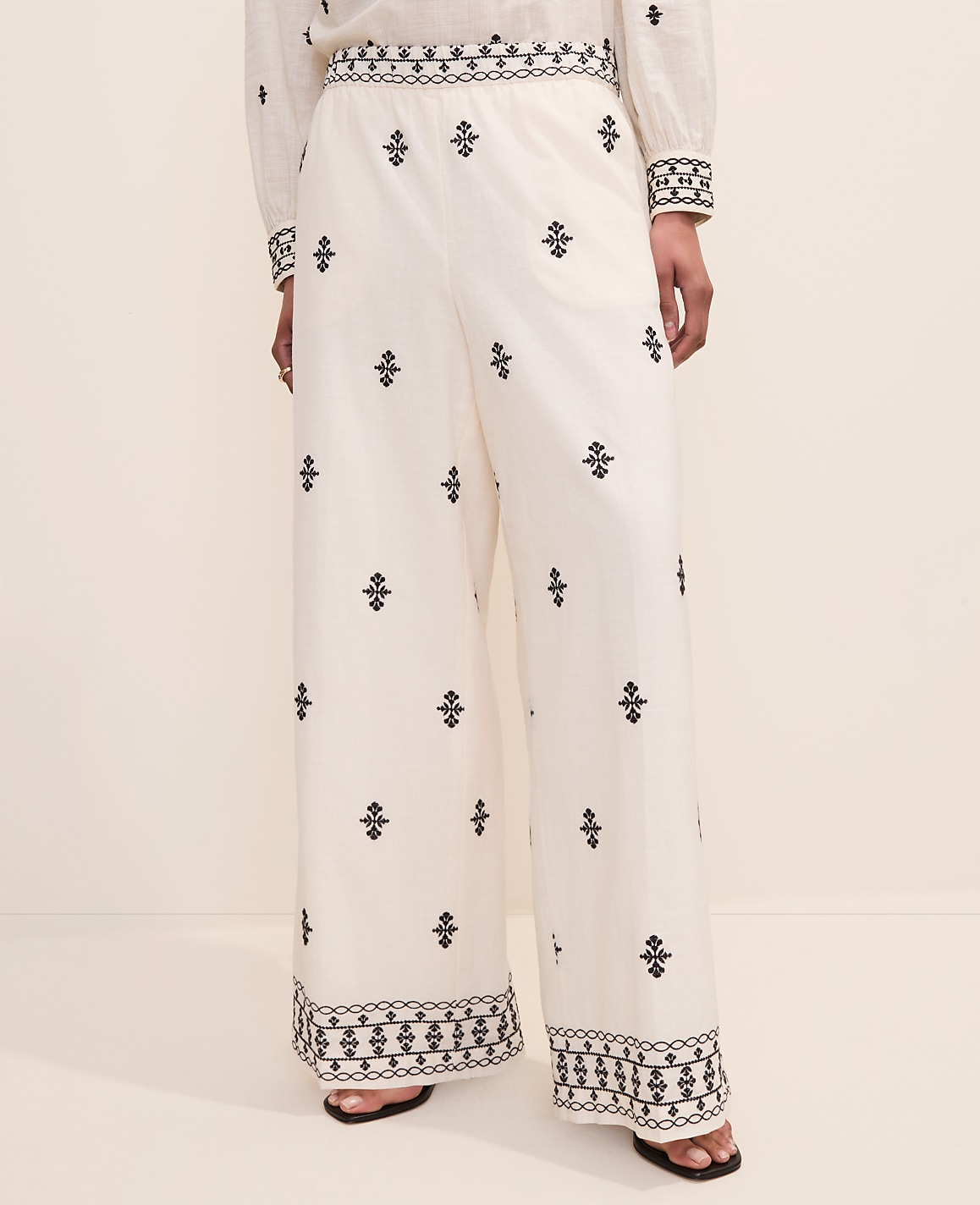 The Petite Embroidered Easy Palazzo Pant