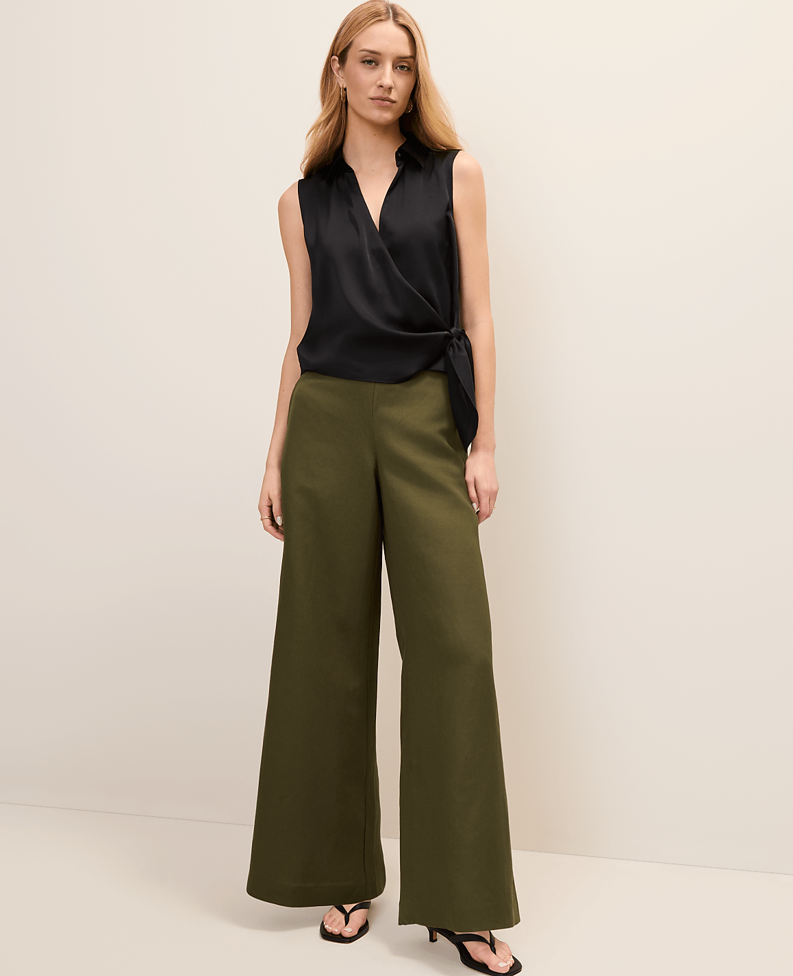The Petite Easy Wide-Leg Pant in Linen Blend