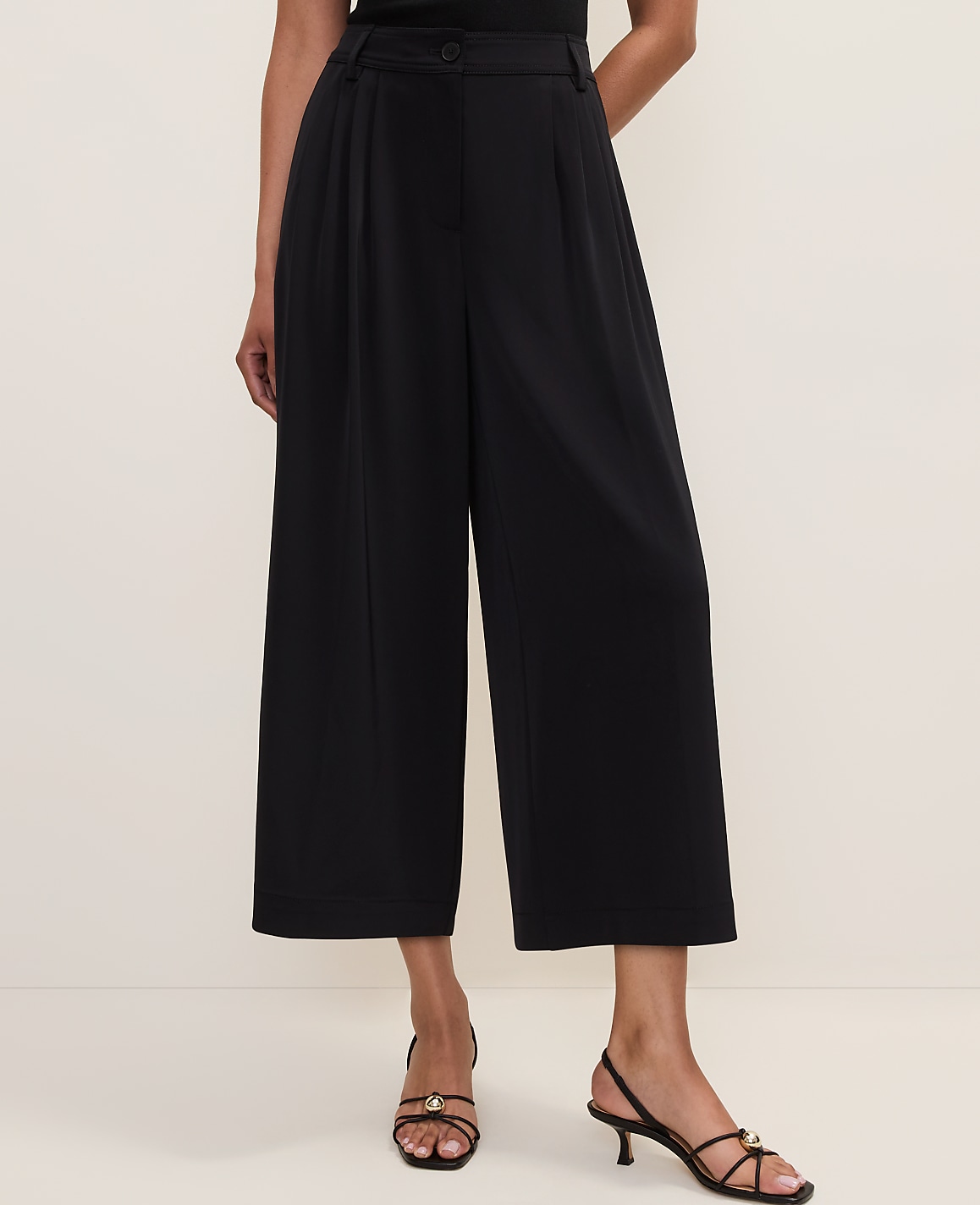 The Petite Pintucked Culotte Pant