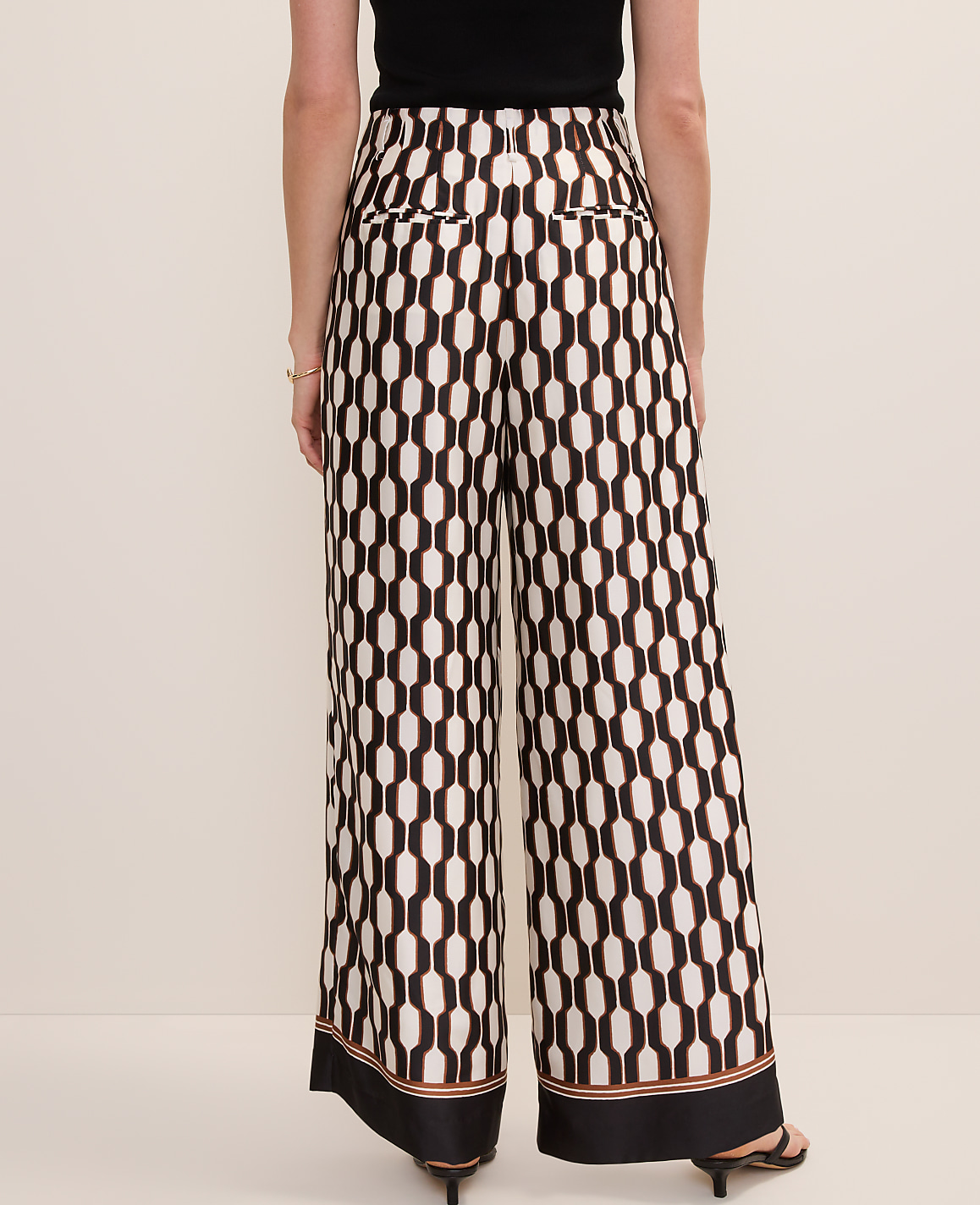 The Petite Pleated Wide-Leg Pant in Geo Satin