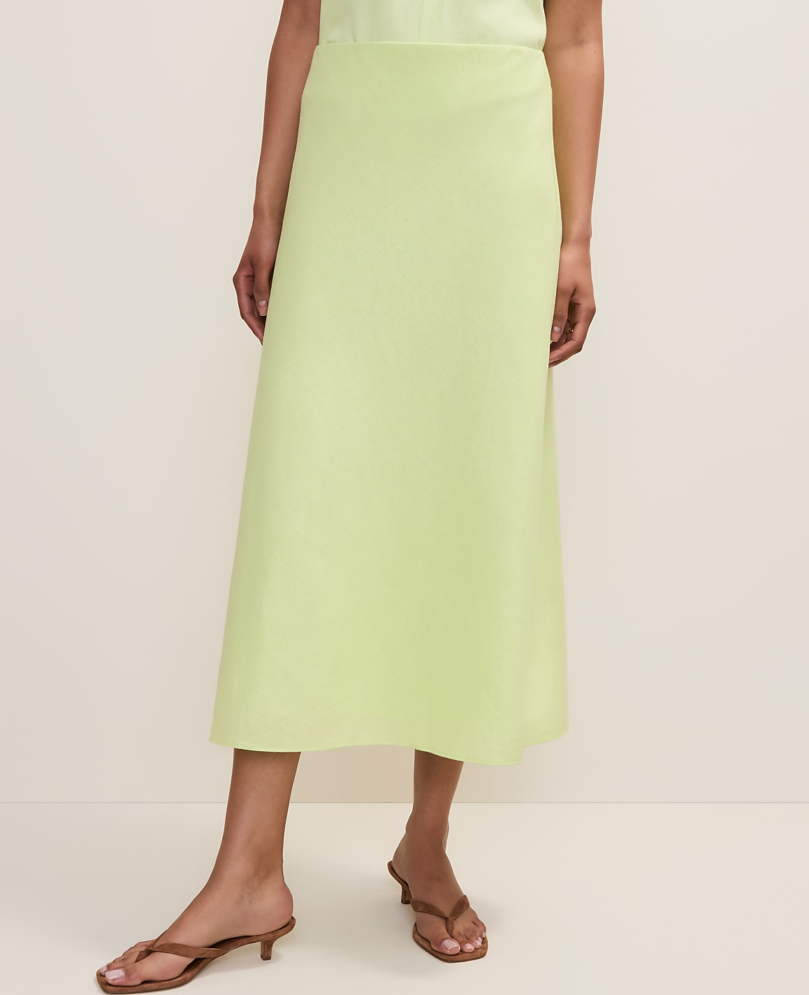 Petite Bias Midi Slip Skirt in Linen Blend