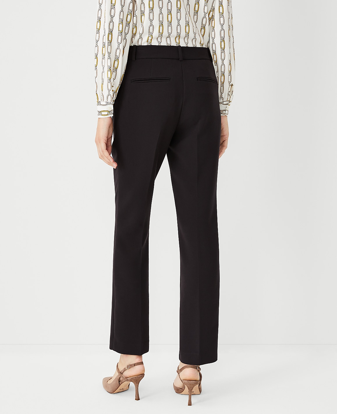 The Petite Sophia Pant &mdash; Curvy Fit