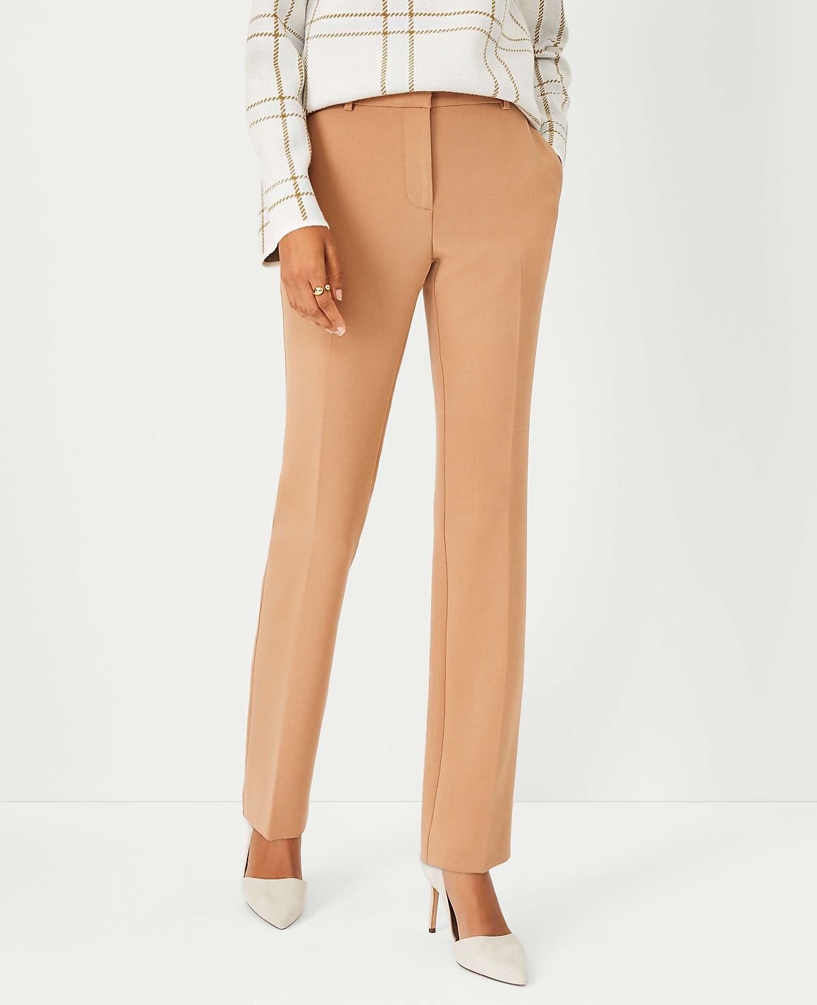 The Petite Sophia Pant &mdash; Curvy Fit