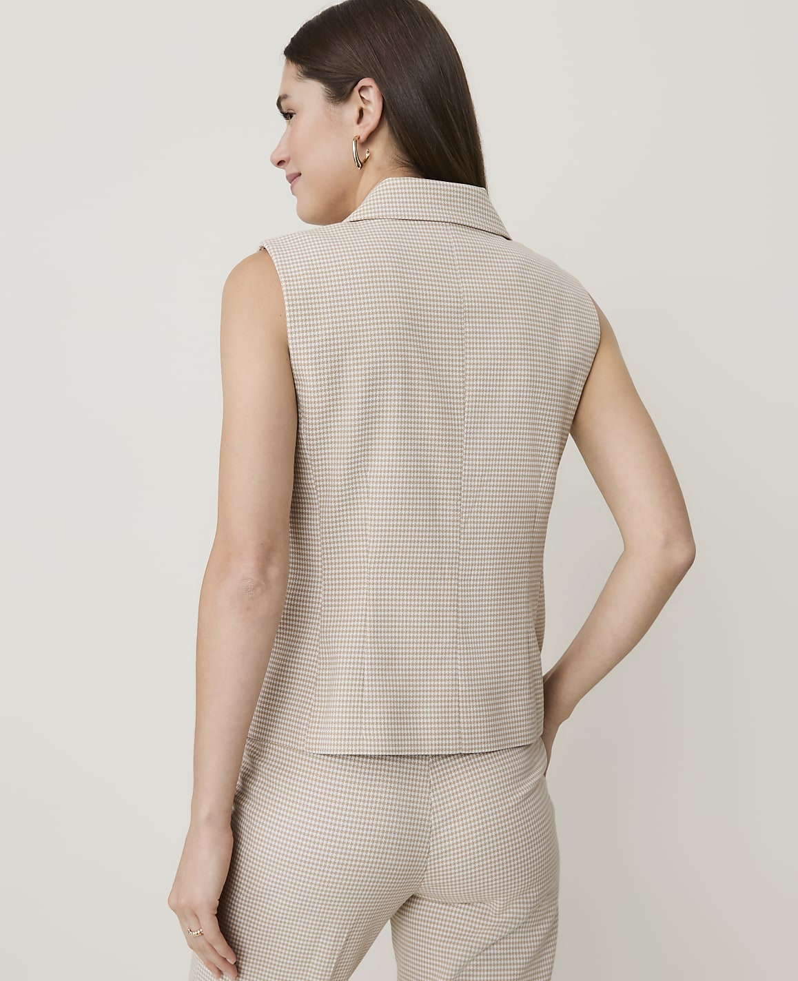 The Petite Tailored Vest in Houndstooth