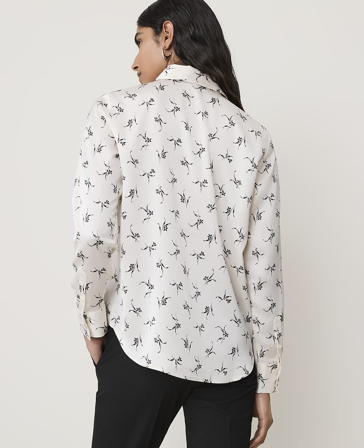 Petite Floral Satin Modern Essential Shirt