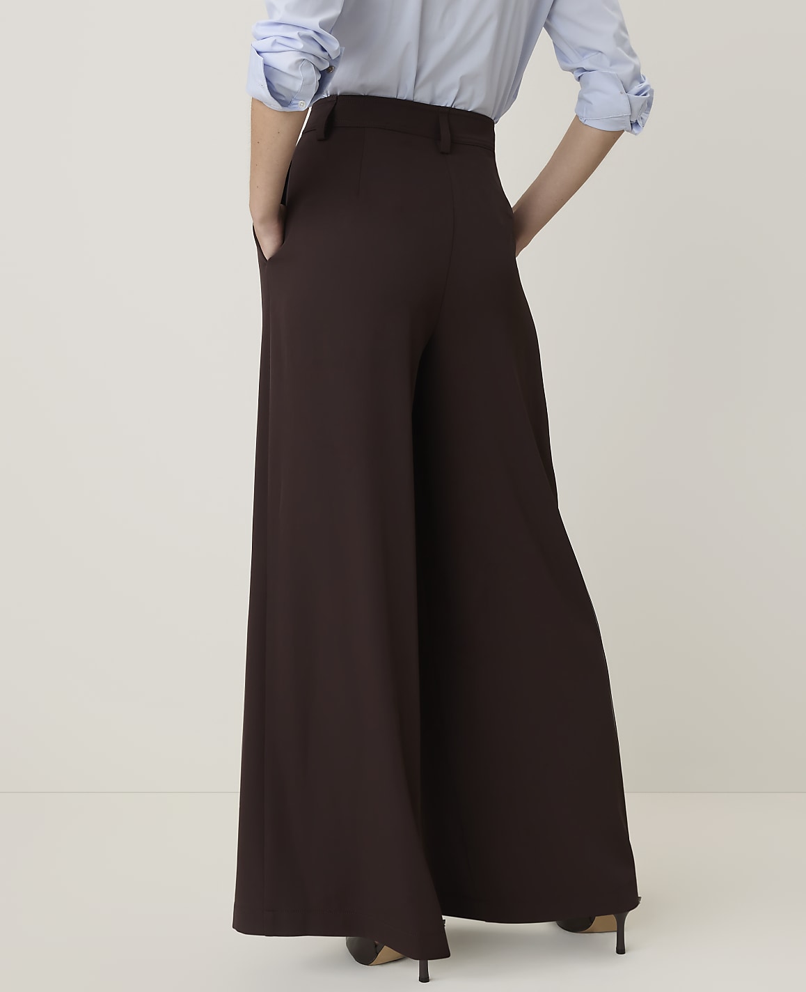 The Petite Pleated Culotte Pant