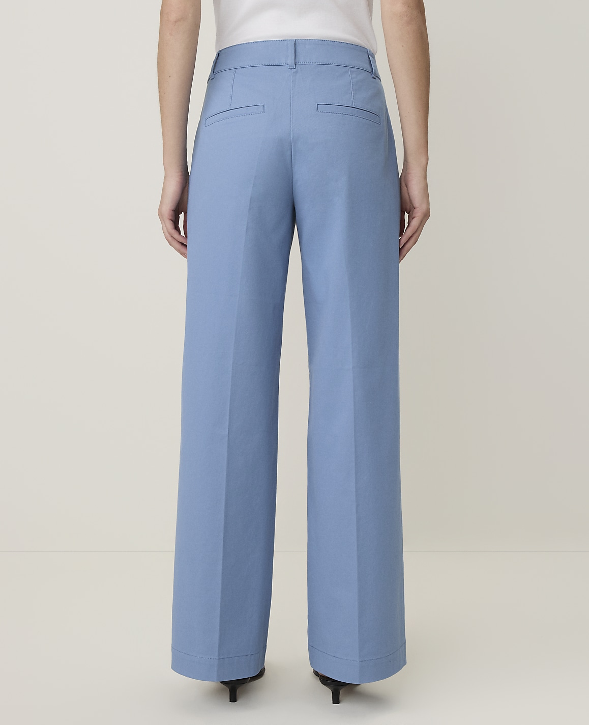 Petite Weekend Patch Pocket Pant