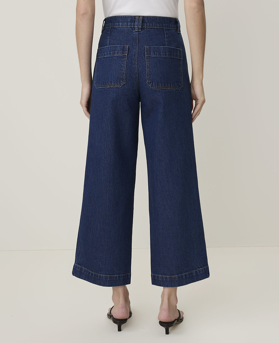Petite Weekend Patch Pocket Jean