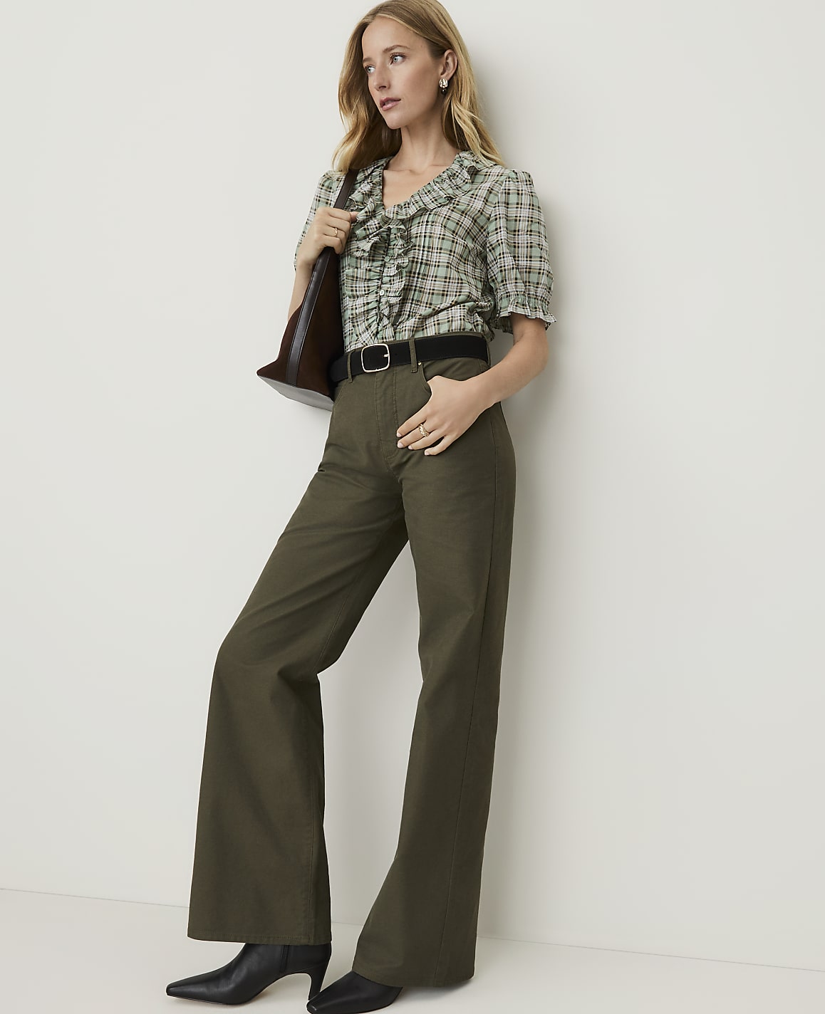 Petite Weekend Wide-Leg Pant