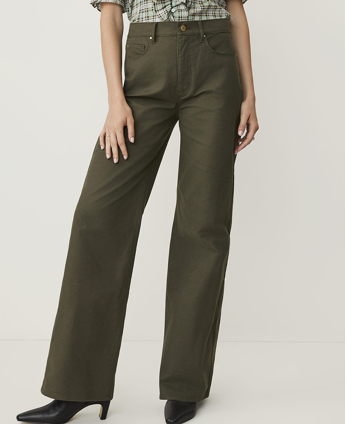 Petite Weekend Wide-Leg Pant