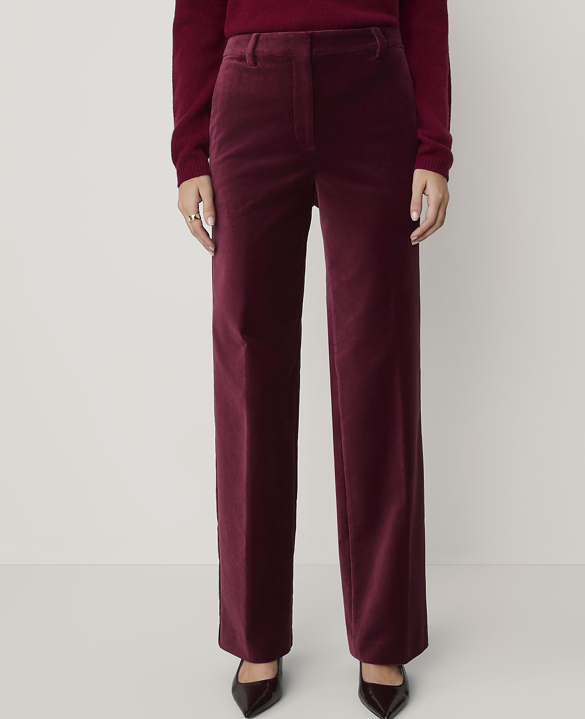 The Straight Pant in Velvet — Curvy Fit