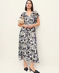 Floral Flutter Sleeve Midi Dress carousel Product Image 3
