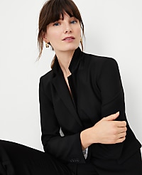 The Notched Two Button Blazer in Seasonless Stretch carousel Product Image 4