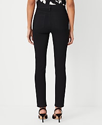 Mid Rise Skinny Jeans in Classic Black Wash - Curvy Fit carousel Product Image 2