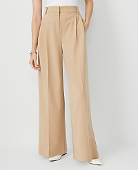 The Petite Pleated Wide-Leg Pant carousel Product Image 3