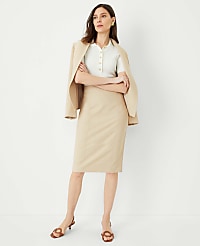 The Seamed Pencil Skirt in Bi-Stretch carousel Product Image 1