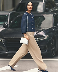 The Petite Pleated Wide-Leg Pant carousel Product Image 2