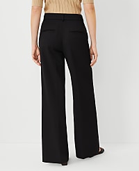 The Wide-Leg Pant carousel Product Image 3