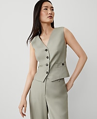 The Tailored Button Pocket Vest carousel Product Image 1