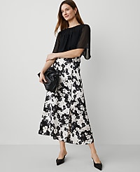 Floral Satin Maxi Skirt carousel Product Image 2