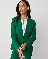 The Petite Notched One-Button Blazer in Textured Drape carousel Product Image 4