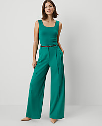 The Pleated Wide-Leg Pant carousel Product Image 1