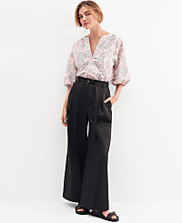 Weekend Collection Belted Wide-Leg Ankle Pant carousel Product Image 1