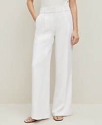The Wide-Leg Pant in Crinkle Crepe carousel Product Image 2