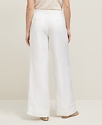 The Belted Wide-Leg Pant in Linen Blend &mdash; Curvy Fit carousel Product Image 2