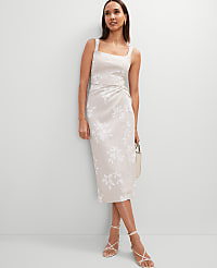 Knotted Linen Blend Pencil Skirt carousel Product Image 1