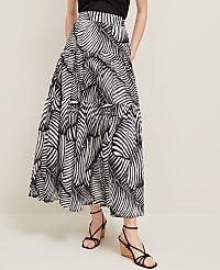 Tiered Full Skirt in Palm Print carousel Product Image 2