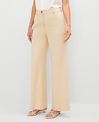 The Perfect Wide-Leg Pant - Curvy Fit carousel Product Image 1