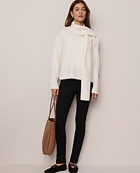 Weekend Classic Easy Fit Legging carousel Product Image 1