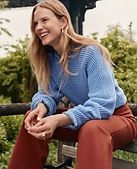 Weekend Open Stitch Scalloped Sweater carousel Product Image 1