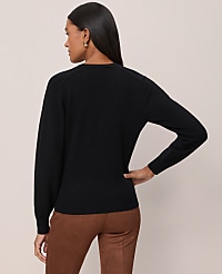 Cashmere V-Neck Sweater carousel Product Image 2