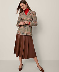 The Fitted Belted Blazer in Plaid carousel Product Image 4