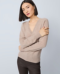 Cashmere V-Neck Sweater carousel Product Image 1