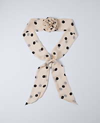 Rosette Scarf carousel Product Image 1