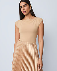 Sleeveless Boatneck Top carousel Product Image 1