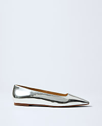 Metallic Leather Flat carousel Product Image 1