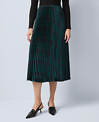 Petite Plaid Pleated Midi Skirt carousel Product Image 2
